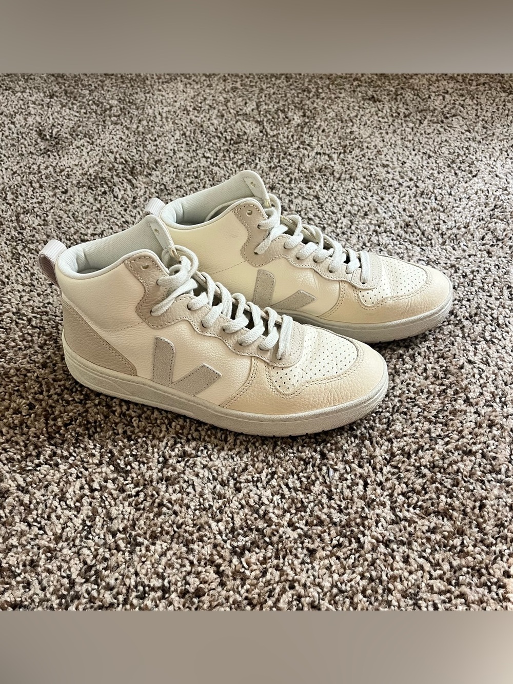 Veja V-15 Mid-Top Sneakers Cashew/Pierre Multico EU 38 Women’s US 7 Off White